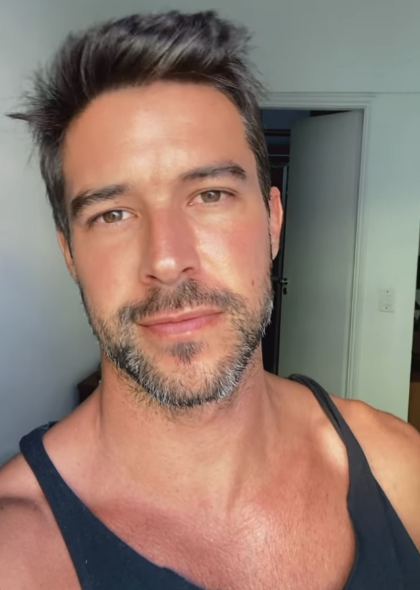 <em>Javier S.</em>